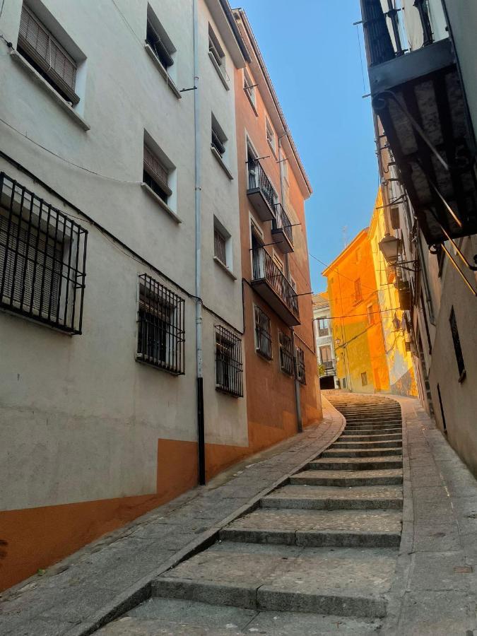 Ateneo Cuenca Suites Con Cocina En El Casco Historico Buitenkant foto