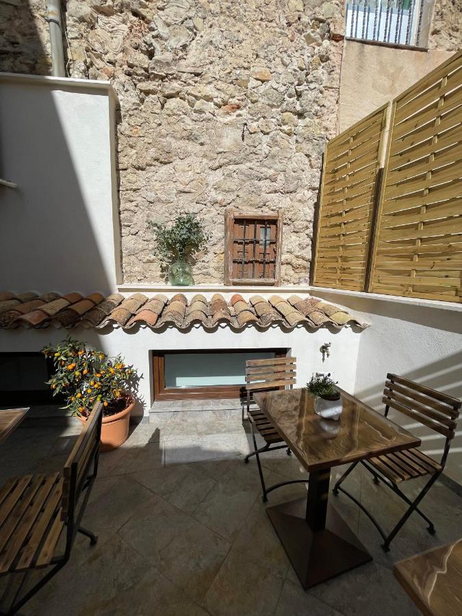 Ateneo Cuenca Suites Con Cocina En El Casco Historico Buitenkant foto