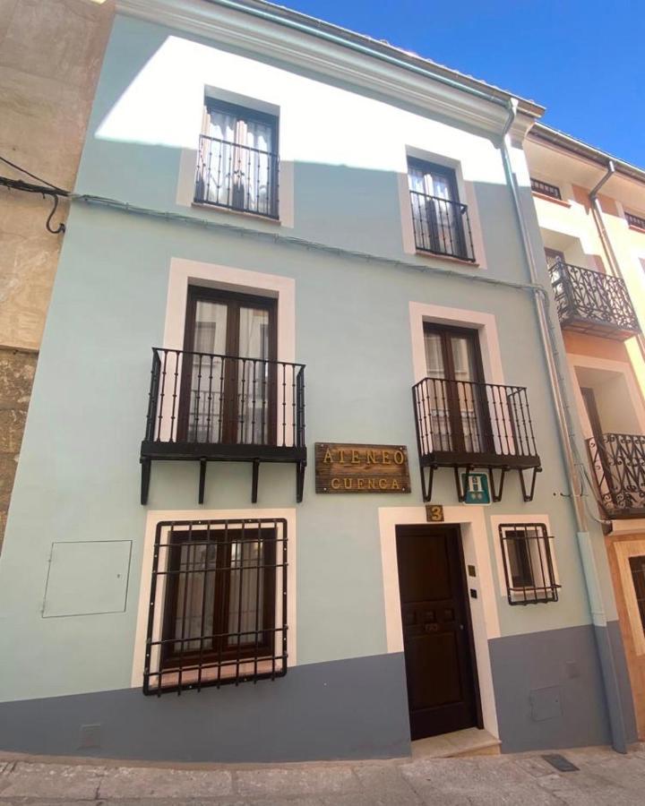 Ateneo Cuenca Suites Con Cocina En El Casco Historico Buitenkant foto