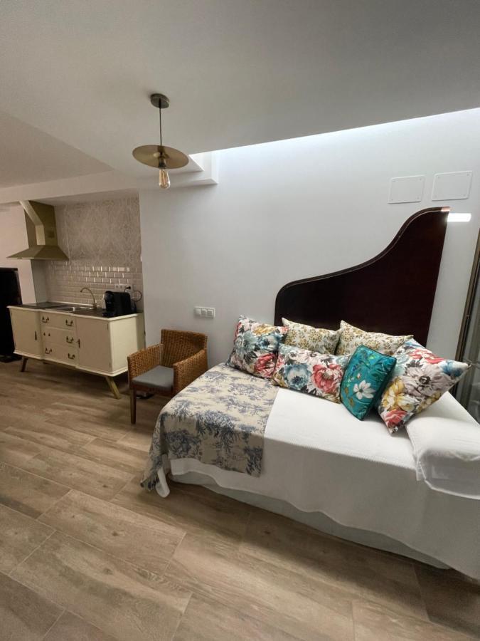 Ateneo Cuenca Suites Con Cocina En El Casco Historico Buitenkant foto