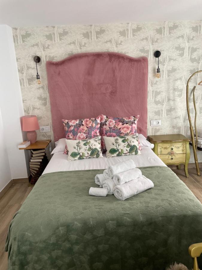 Ateneo Cuenca Suites Con Cocina En El Casco Historico Buitenkant foto