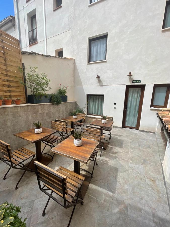 Ateneo Cuenca Suites Con Cocina En El Casco Historico Buitenkant foto