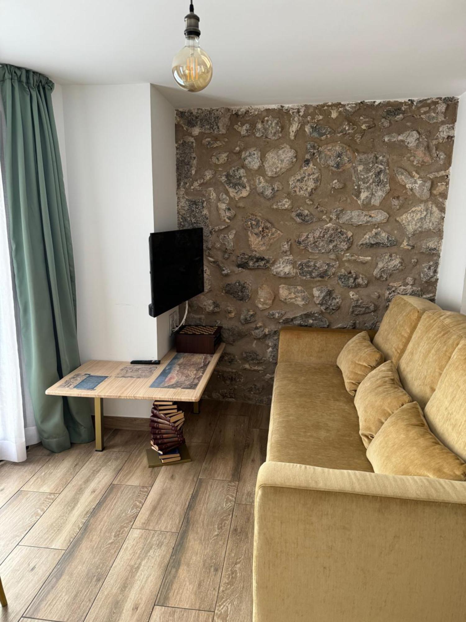 Ateneo Cuenca Suites Con Cocina En El Casco Historico Buitenkant foto