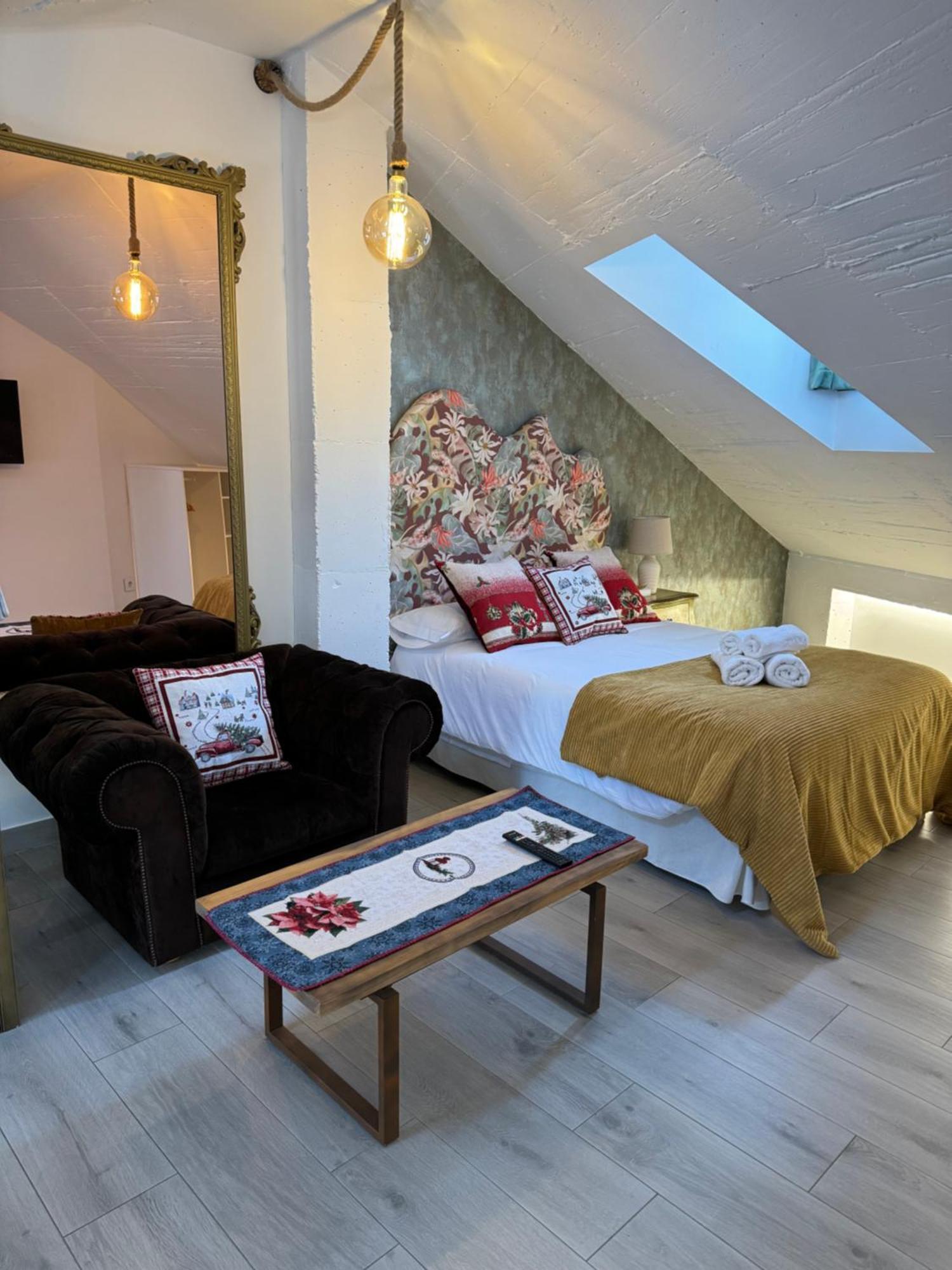 Ateneo Cuenca Suites Con Cocina En El Casco Historico Buitenkant foto
